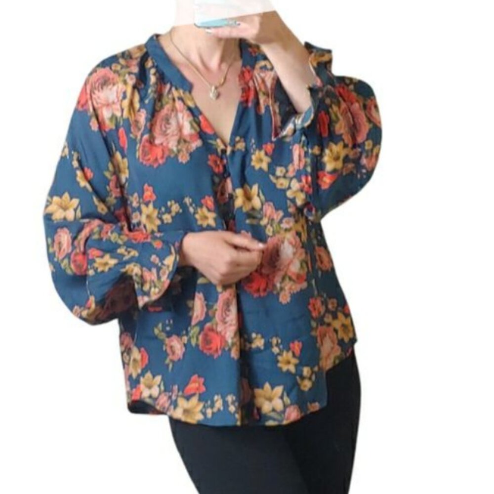 Tolani Floral V-Neck Blouse - Blue Floral